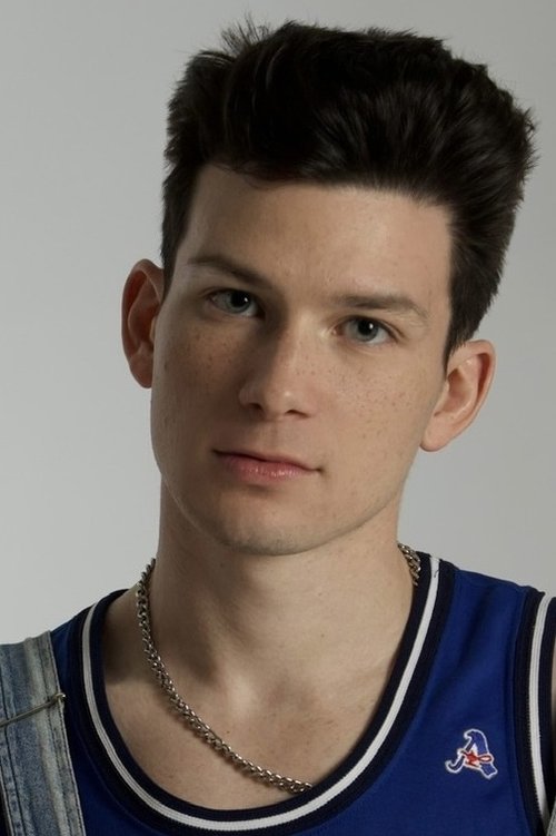 Pau Canivell as Emma Mess