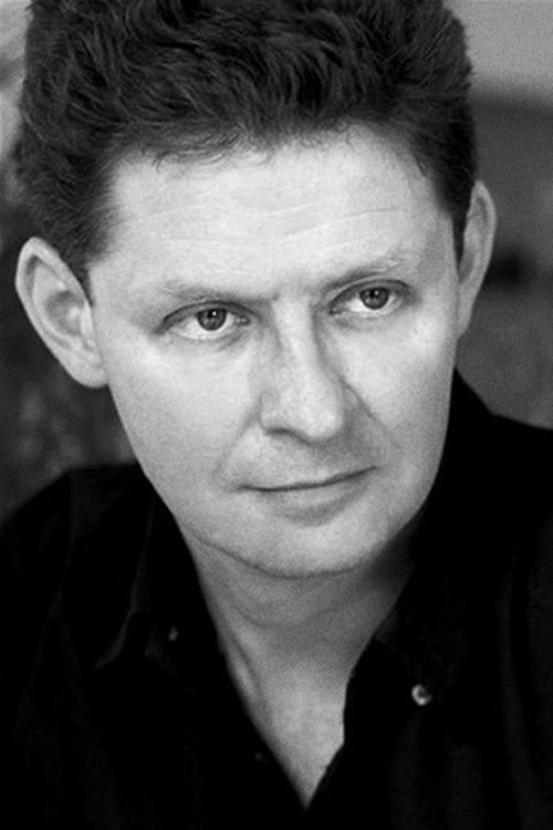 Graeme Henderson as Andy Lee