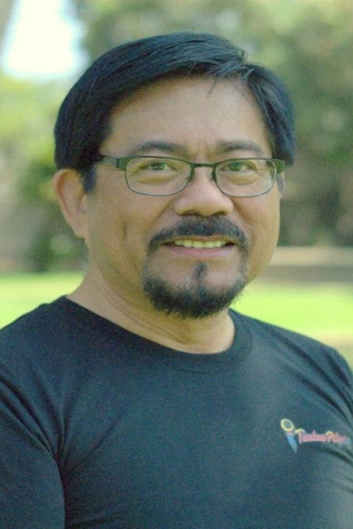 Joji Isla as Engelbert Ngo