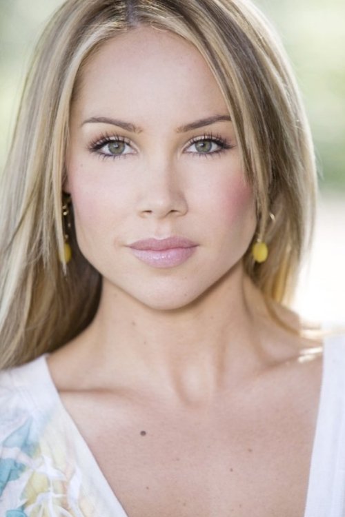 Candice Hillebrand as Rebecca Powers