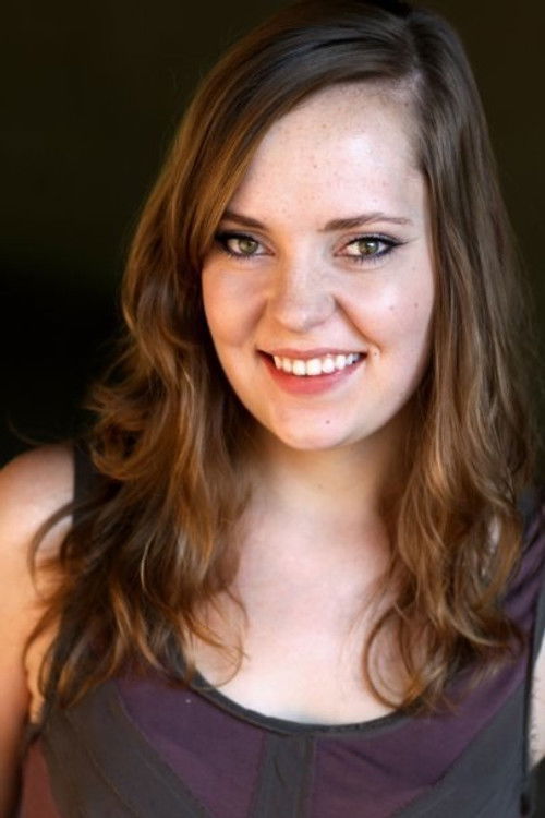 Kelley Lewallen as Wireless Store Sales Clerk