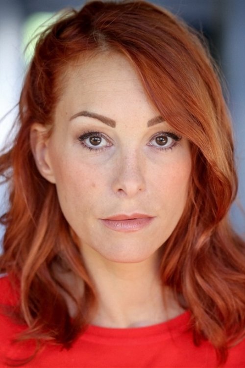 Julia Dorval as Karine