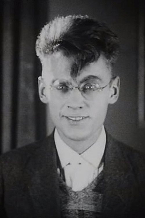 Vladimir Fogel as The Hero