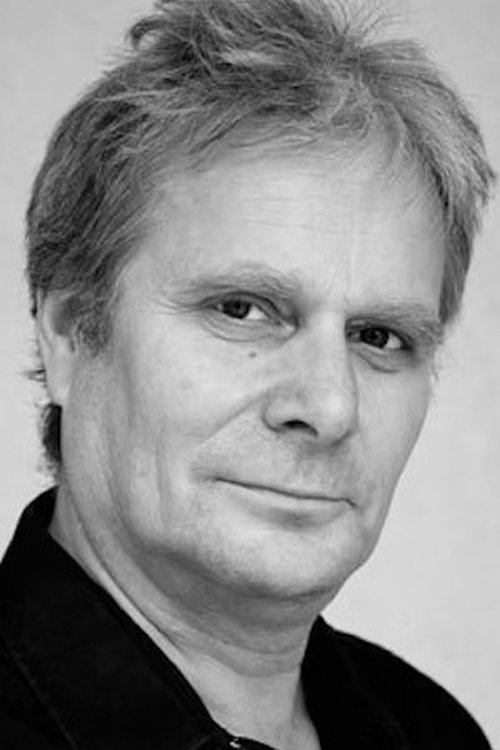 Per Schaanning as Hugo