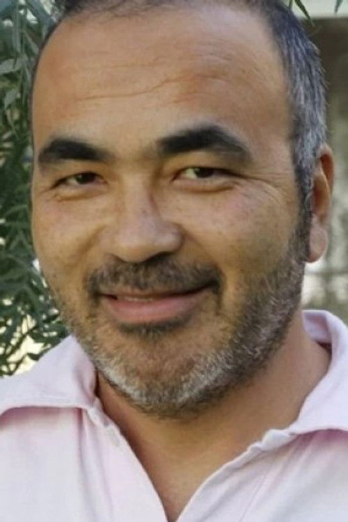 Ricardo Sawaya as Watanabe