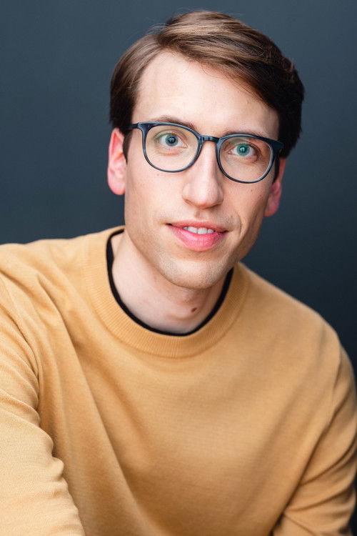 Simon Henriques as Peter