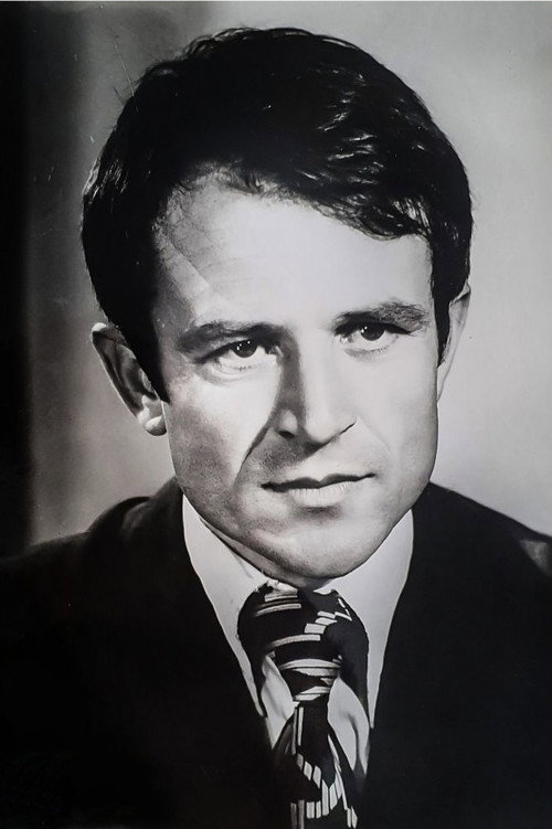 Fitim Makashi as Petro Mara