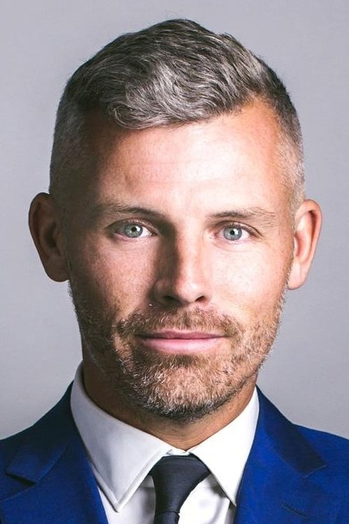 Des Bishop as Stockbroker in Taxi