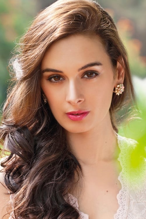 Evelyn Sharma as Guest Appearance