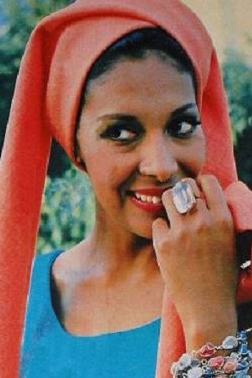 Vilma Lindamar as Esmeralda Baxter