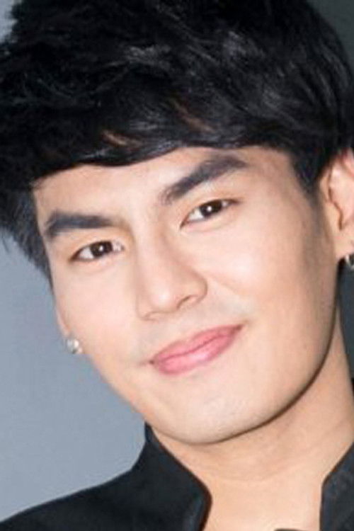 Isariya Patharamanop as Ken Anothai