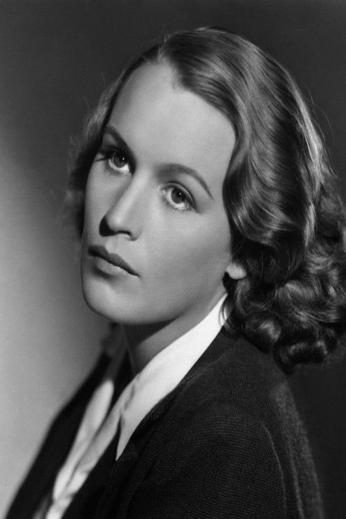 Heidi Scharf as Mizzi Burghardt