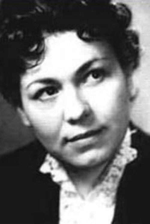 Raisa Savelyeva as Кудряшкина