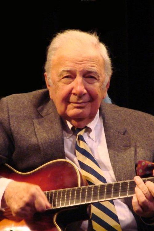 Bucky Pizzarelli as Elevator Man