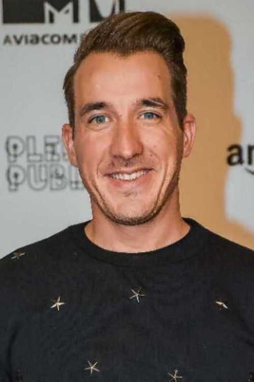 Andy Peelman as Kapitein Kibbeling