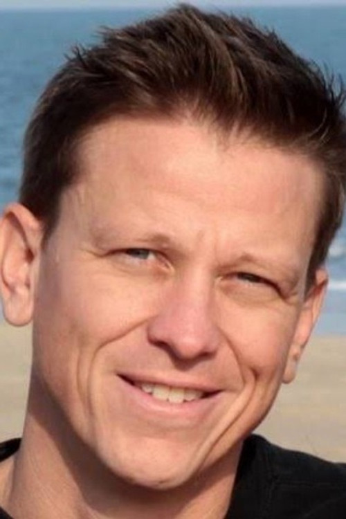 Dan Poole as Derek Powers