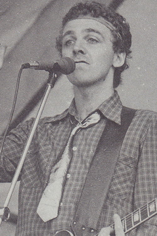 Arne Garvang as Følling / Betjent 1