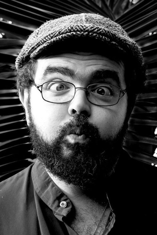 Rafael Cherkaski as Le gourou