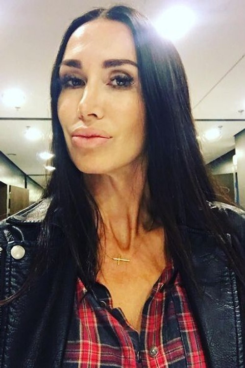 Katarzyna Paskuda as Esma