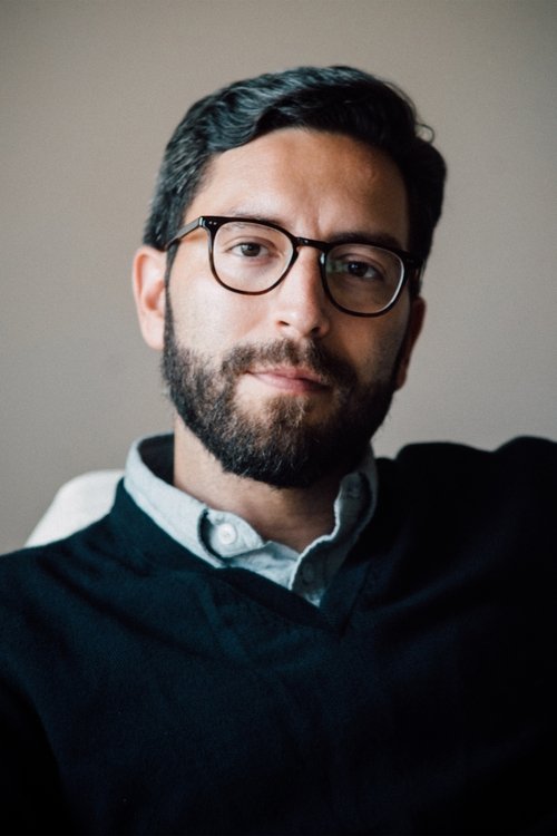 Alejandro de Leon as Henri Tedas