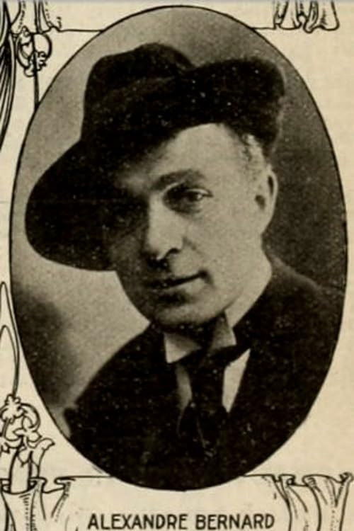 Alex Bernard as Grand-père, le vieux mineur