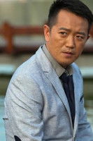 Jigou Peng as 大眼