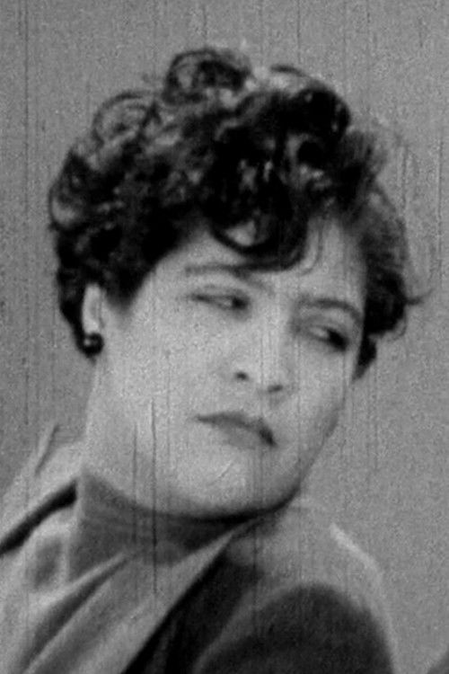 Hazel Diaz as Eloise Jackson / Cora Smith