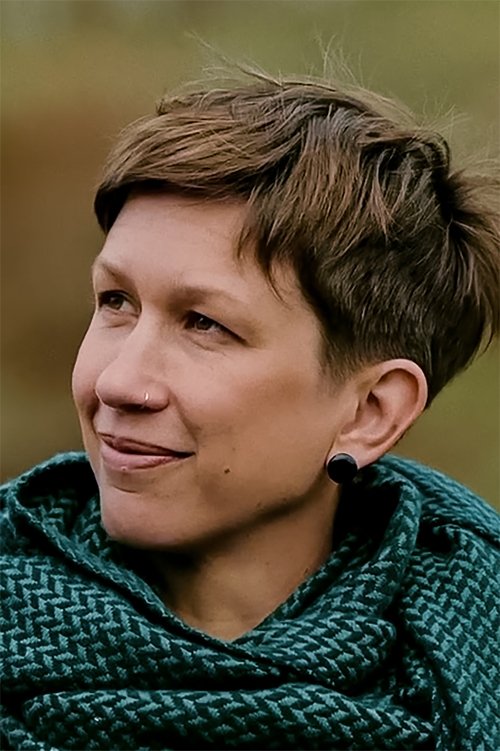 Johanna Heizmann as Johanna