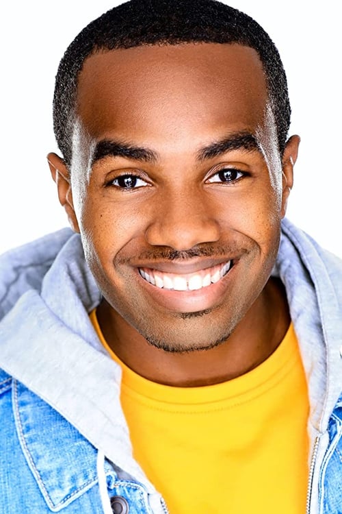 Moses Jones as Kevin Davis