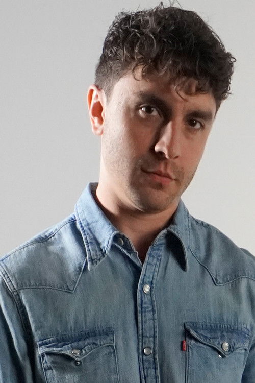 Rodrigo González Dávalos as Andrés Ugalde