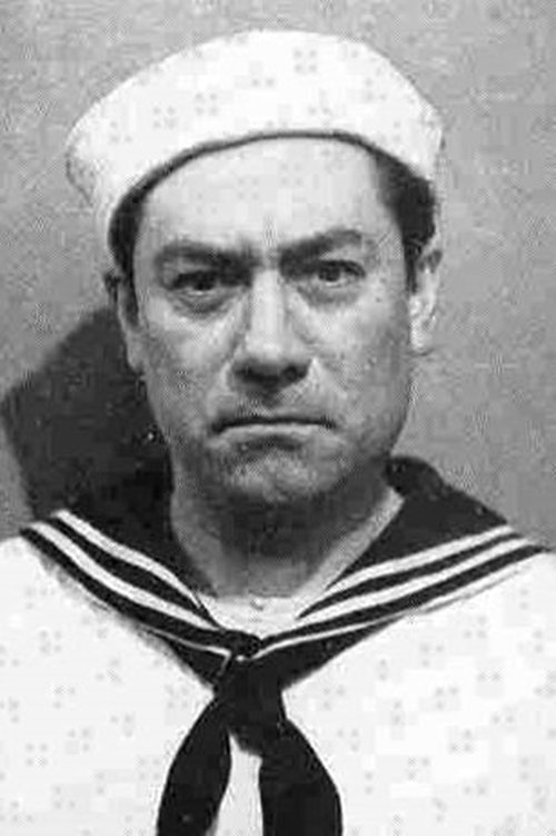 Daniel Herrera as Comandante Bravo