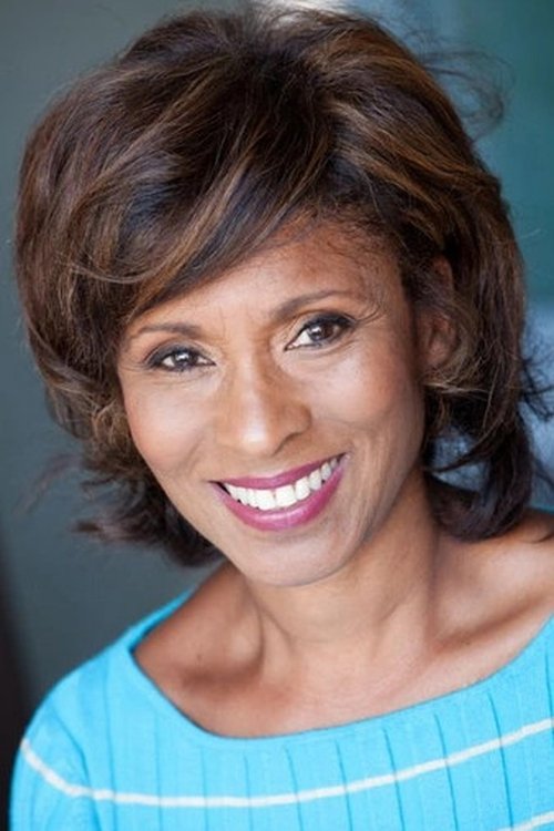 Iona Morris as Andrea Murdoch