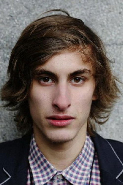 Mirko Guckeisen as Tommi Reinert