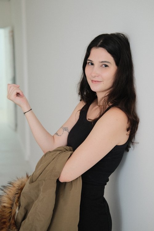 Valentine Fontanella as Clara