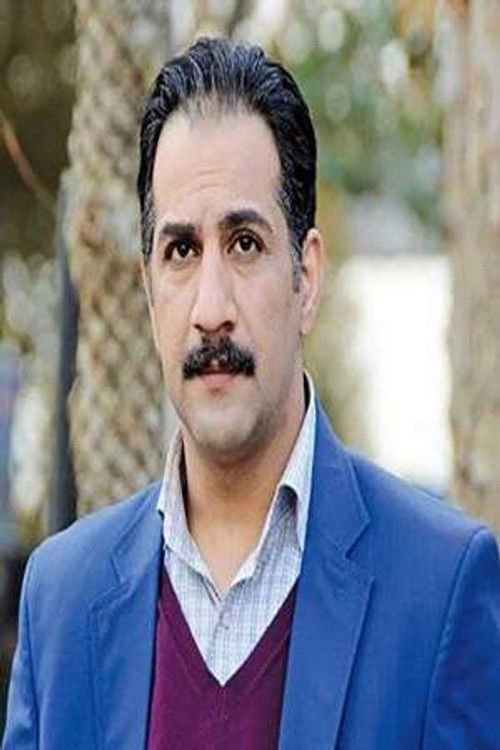 Mohammad Naderi as Tooraj