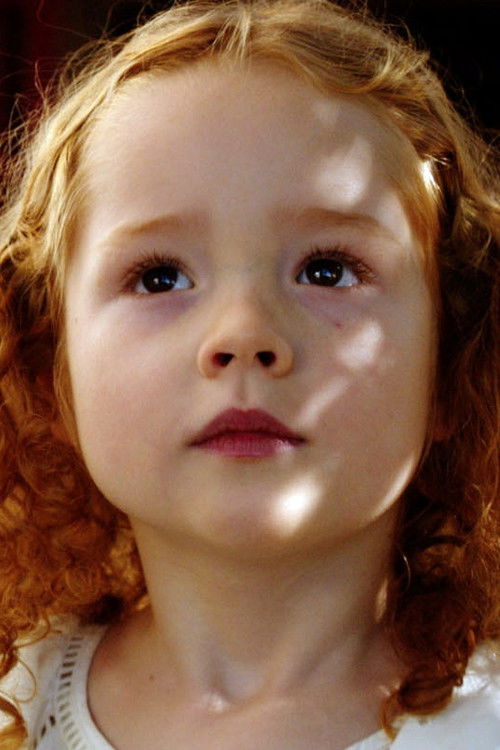 Océane Le Caoussin as Betty