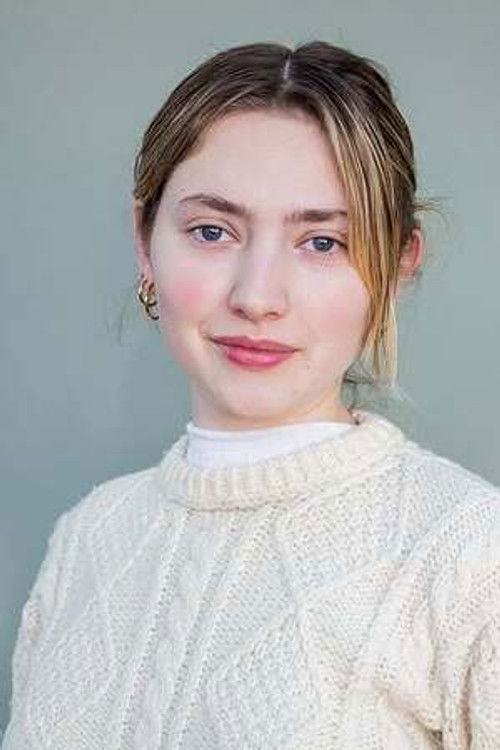 Dana Goldberg as Emma