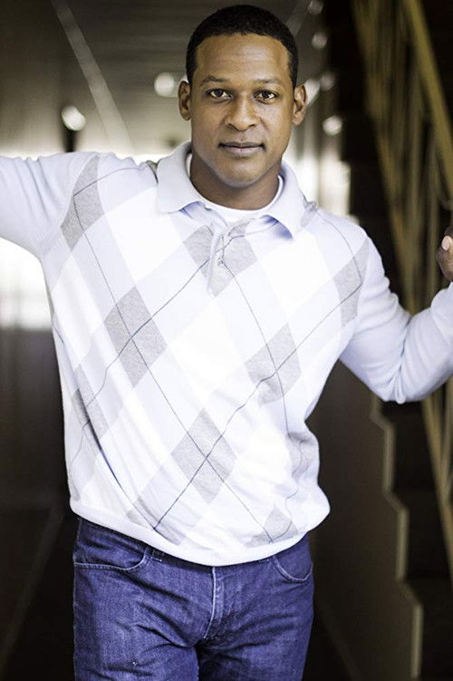 Derrick LeMont as Recruiter