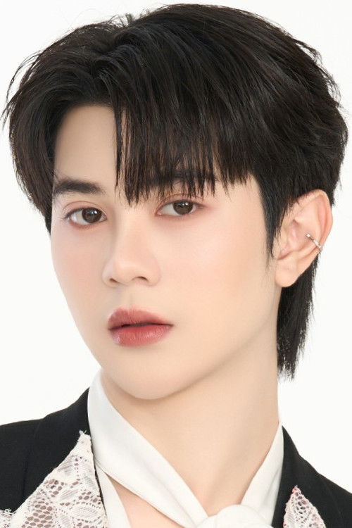 Methaphat Chimkul as Ohm