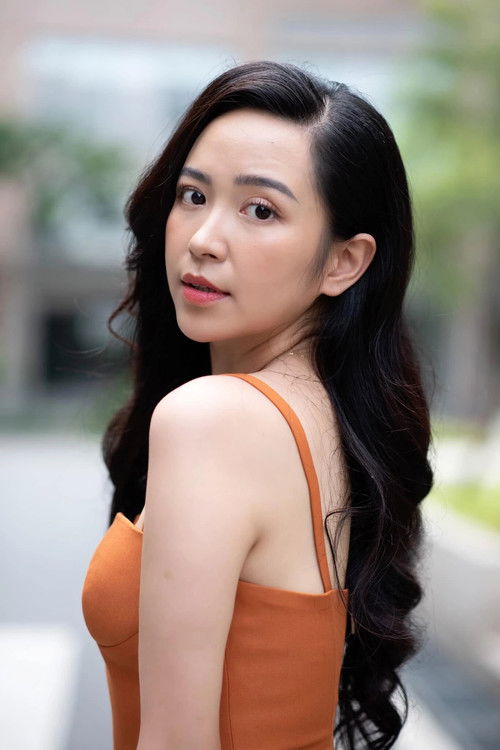 Nguyễn Kim Oanh as Giang