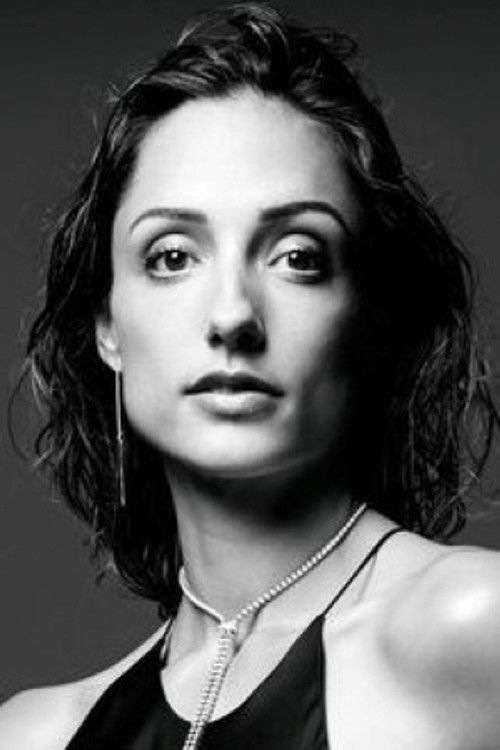 Dorothée Gilbert as Emma