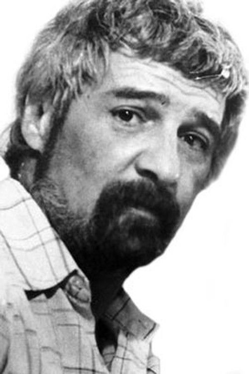 Boris Ardov as Radiy