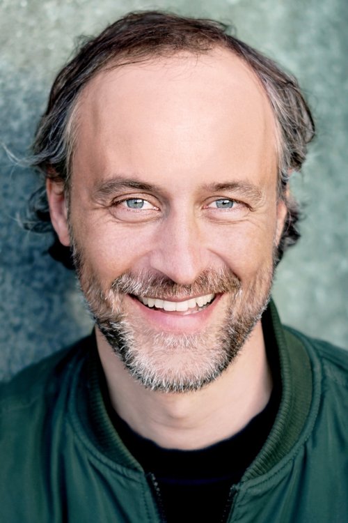 Thomas Niehaus as Hendrik Amann