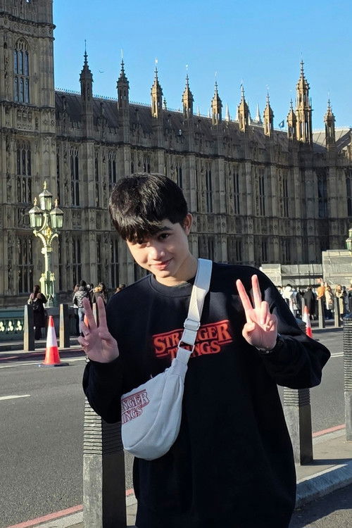 Chayaphat Phanphaen as Officer Fuse