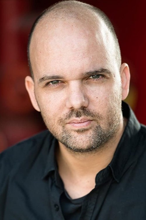 Xavier Fernández as Javier Ortiz