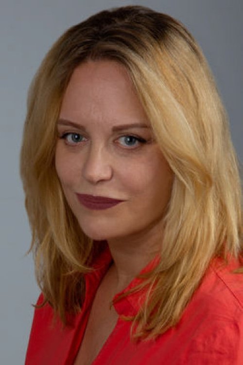 Edda Leesch as Vanessa Voss