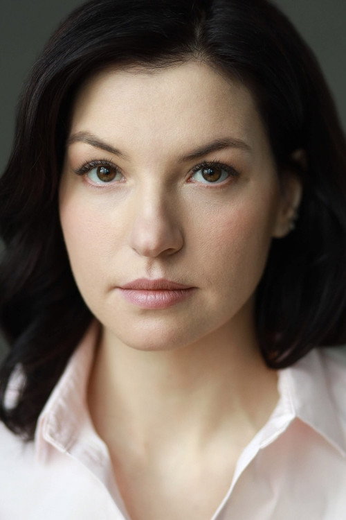 Yuliya Gorokhova as Anna / Yulya