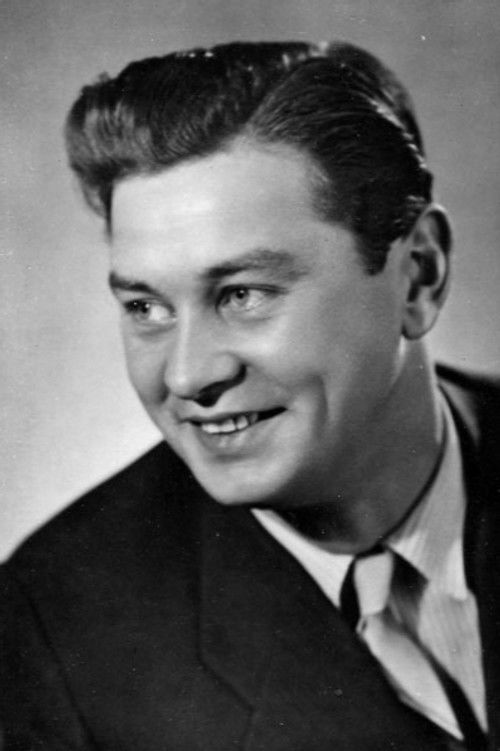 Vladislav Balandin as Rafail