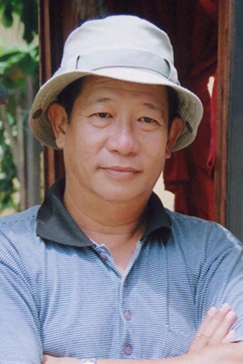 Nguyễn Hậu as Ông Hai