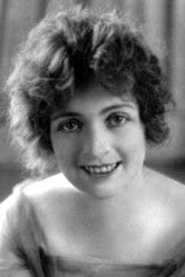 Beatrice Dominguez as Island Girl